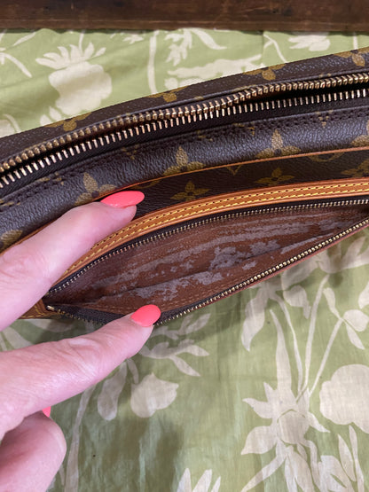Vintage Marly Dragonne Wristlet Clutch