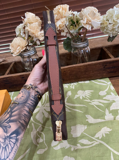 Escapade Travel Organizer