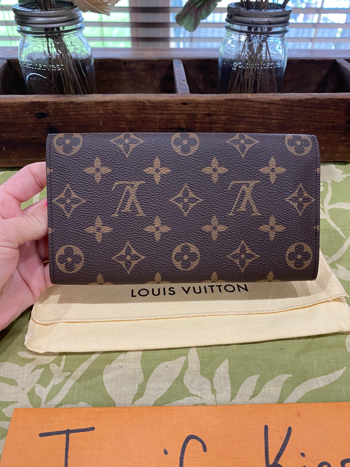 Long Wallet