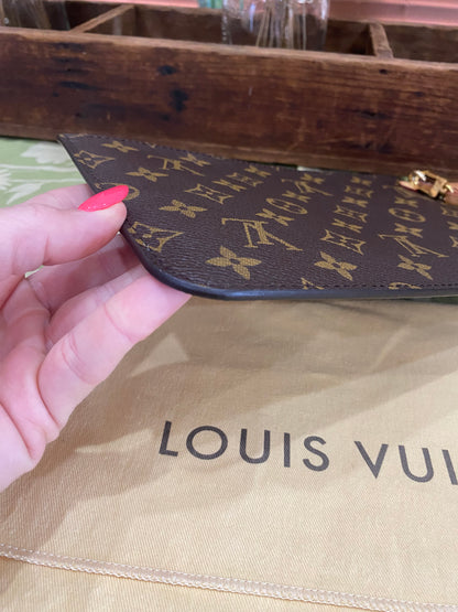 Neverfull Pouch GM