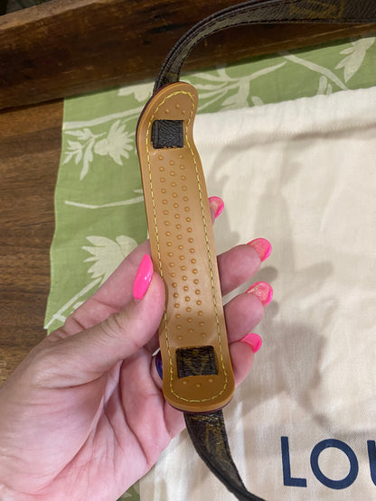 Amazone Crossbody