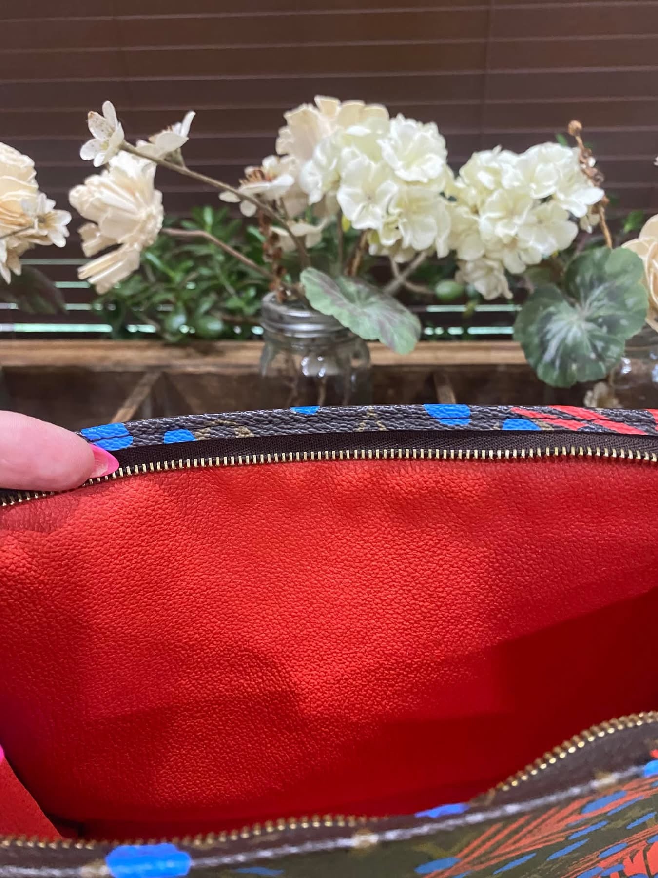 LE Jungle Toiletry 26