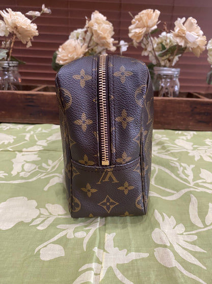 Vintage Trousse 28