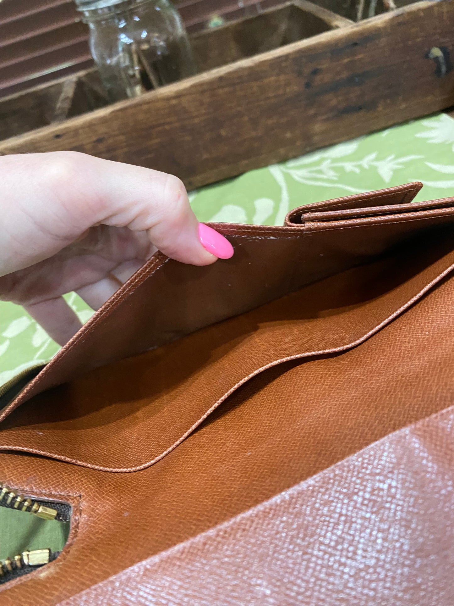 Daily Organizer Long Wallet