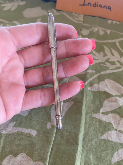 Silver Tone Twist Top Pen
