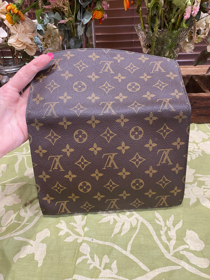 Rabat Clutch 23