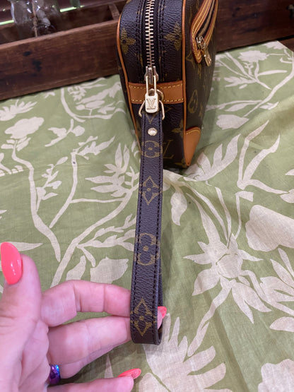 Vintage Marly Dragonne Wristlet Clutch