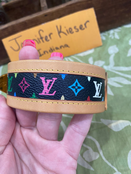 S Lock Cuff Bracelet in Black Multicolor