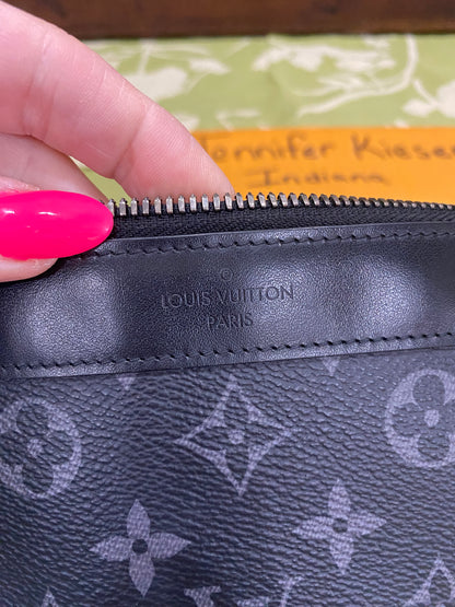 Discovery Pochette in Eclipse