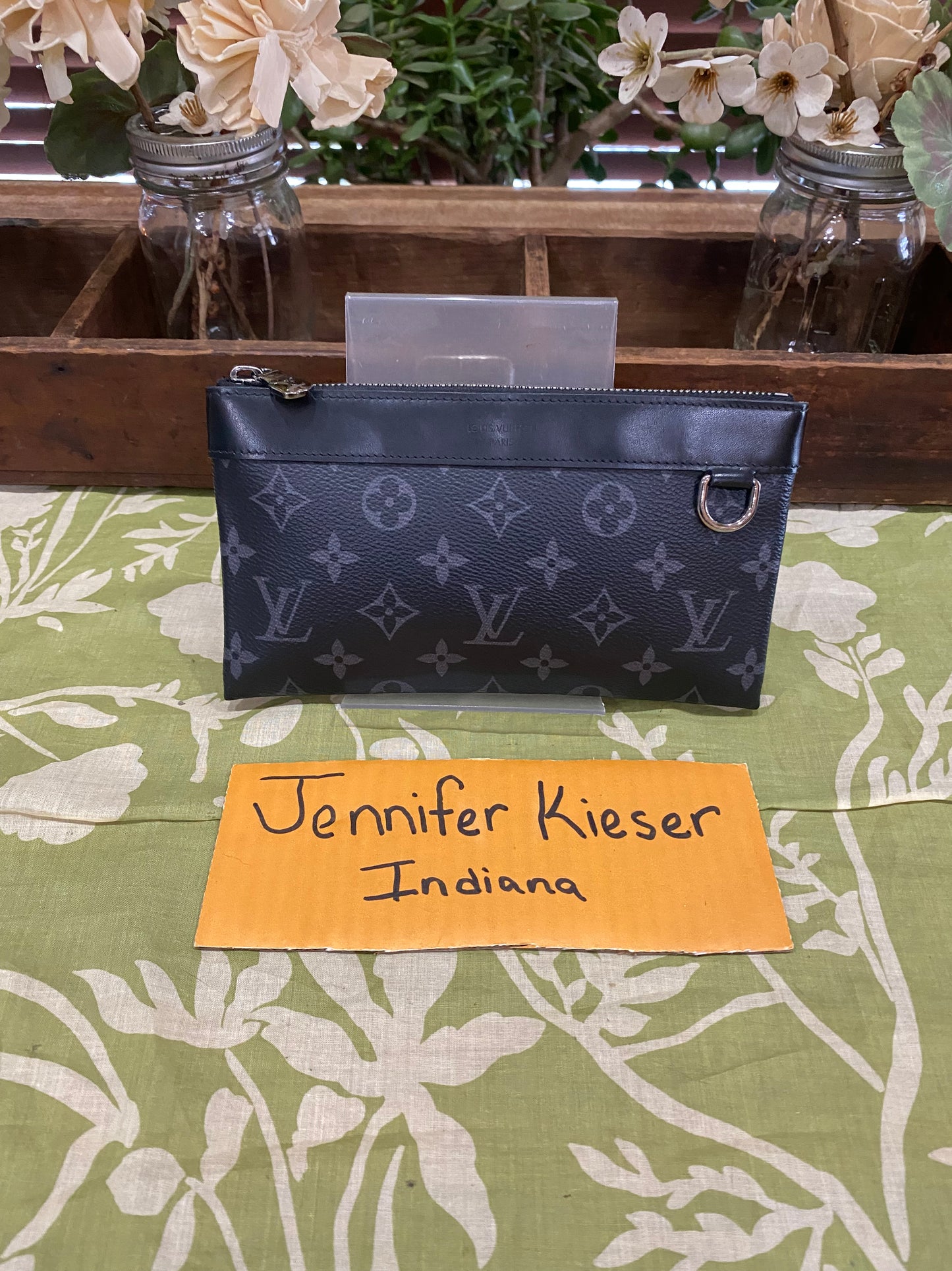 Discovery Pochette in Eclipse