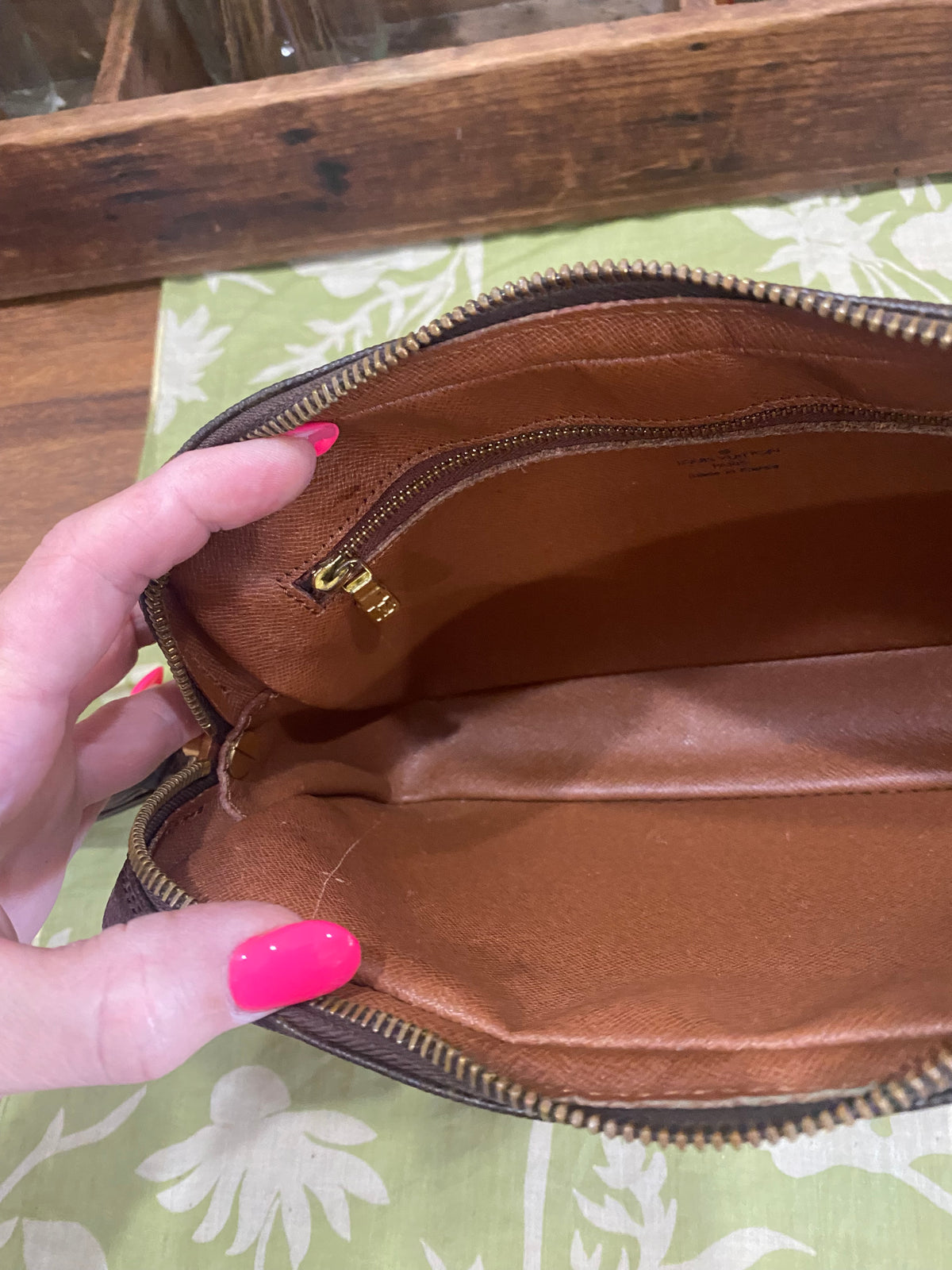 Vintage Marly Dragonne GM Wristlet Clutch