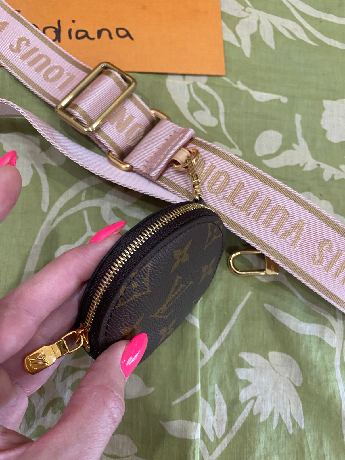 NEW Jacquard Removable Adjustable Strap and Coin Pouch