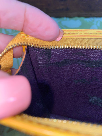 Toiletry 15 (Epi leather in Tassil Yellow)