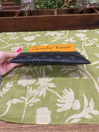 Discovery Pochette in Eclipse