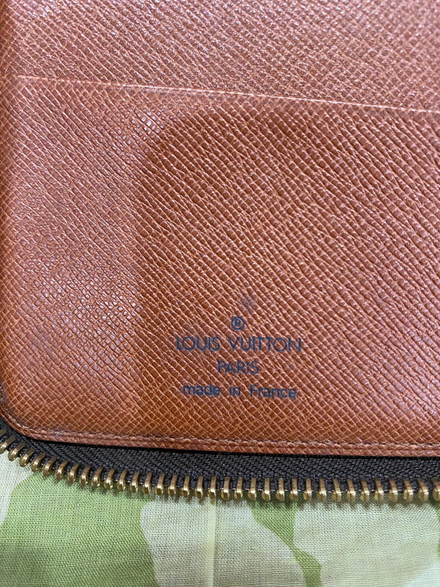 Daily Organizer Long Wallet