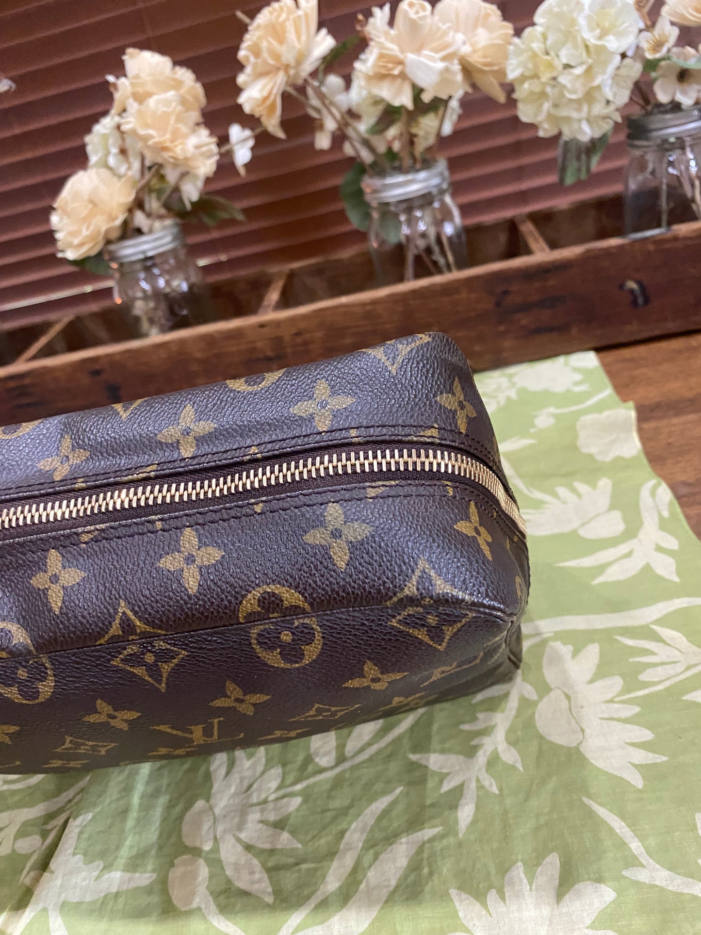 Vintage Trousse 28