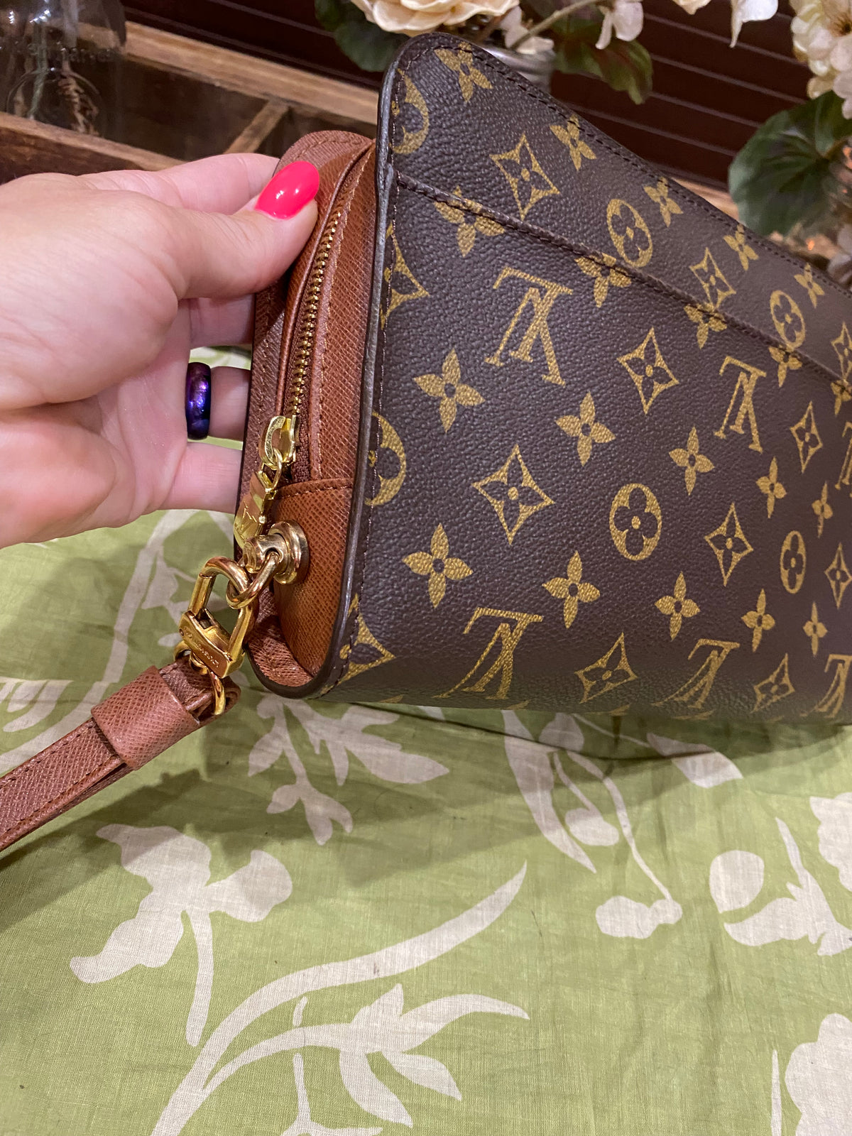 Orsay Clutch