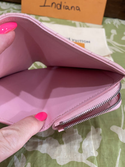 New Wave Calf Leather Compact Wallet in Rose Ballerine