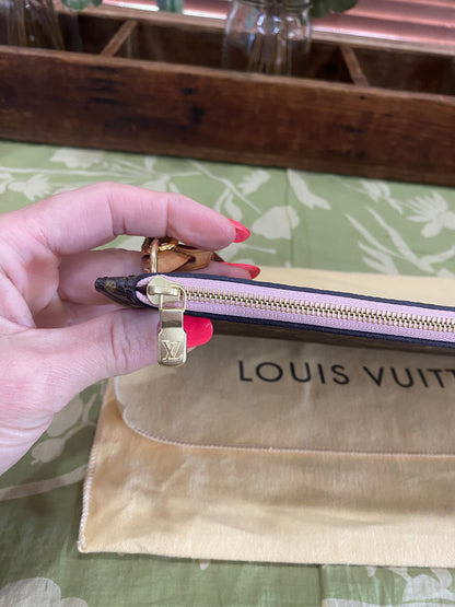 Neverfull Pouch GM