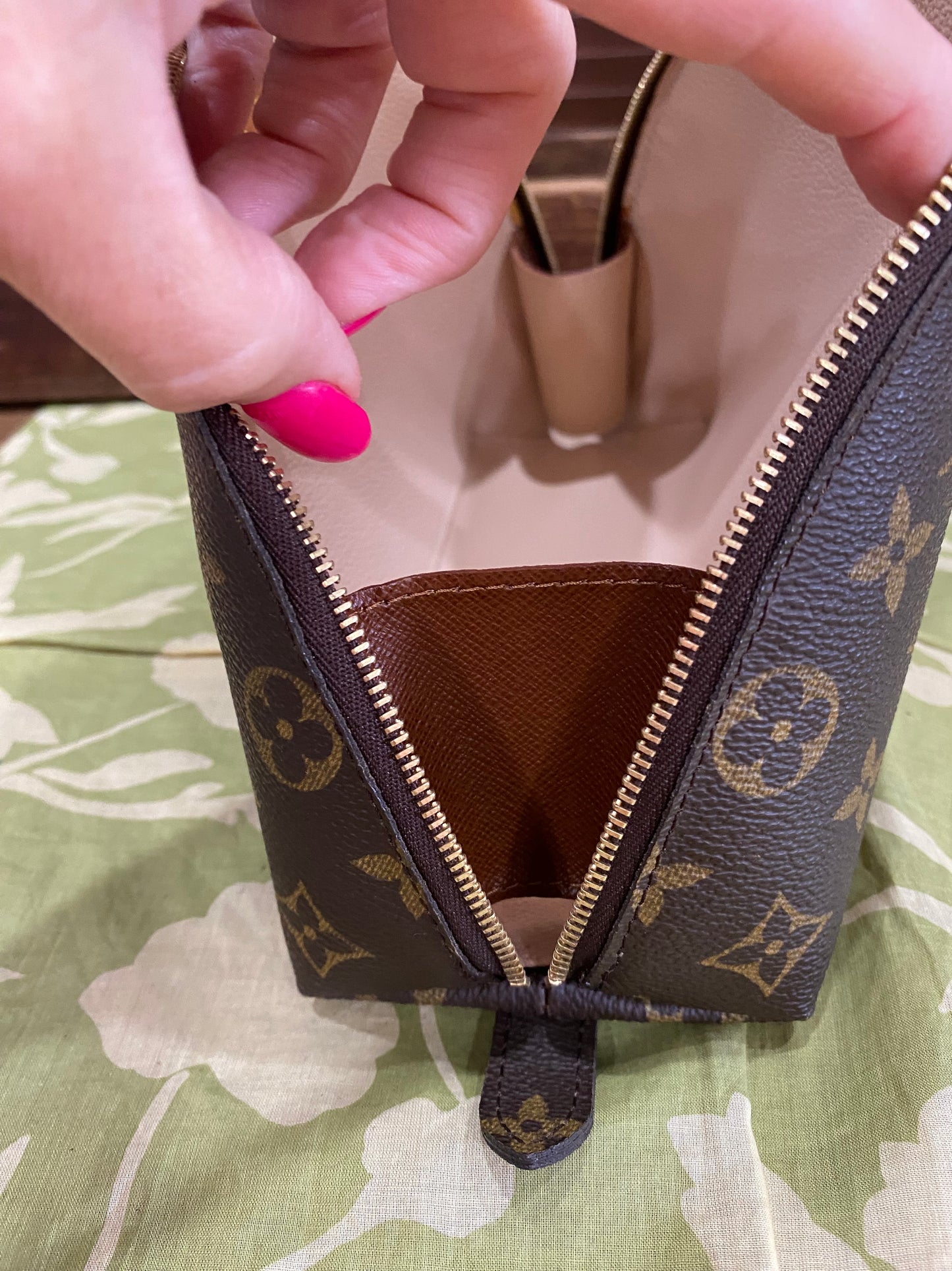 Demi Ronde GM Cosmetic Pouch