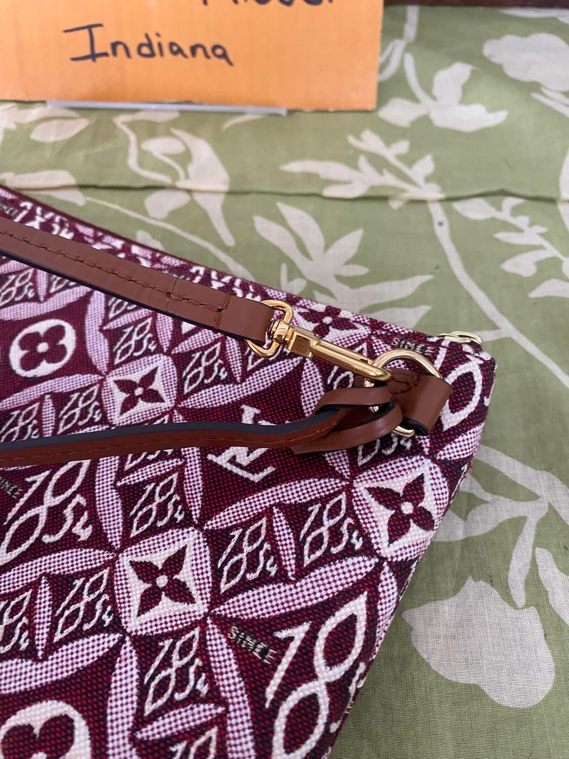 Neverfull Pouch