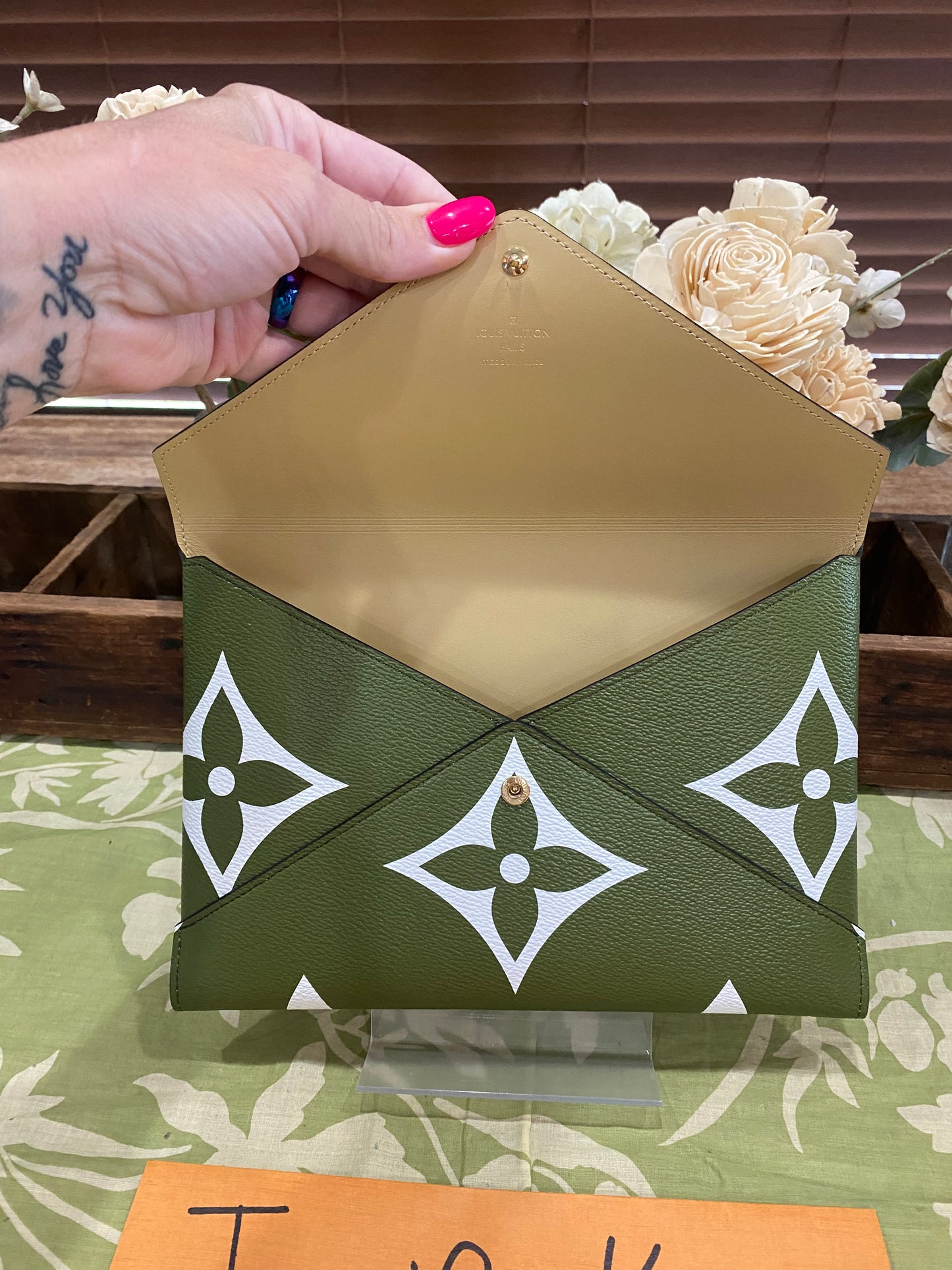 Large Kirigami Pouchette
