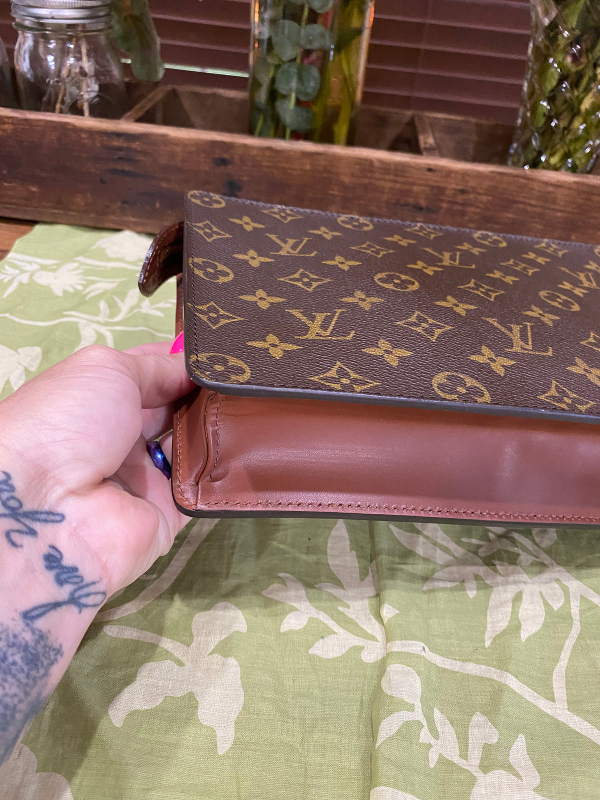 Homme Clutch