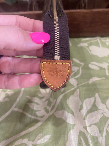 Vintage Toiletry 19