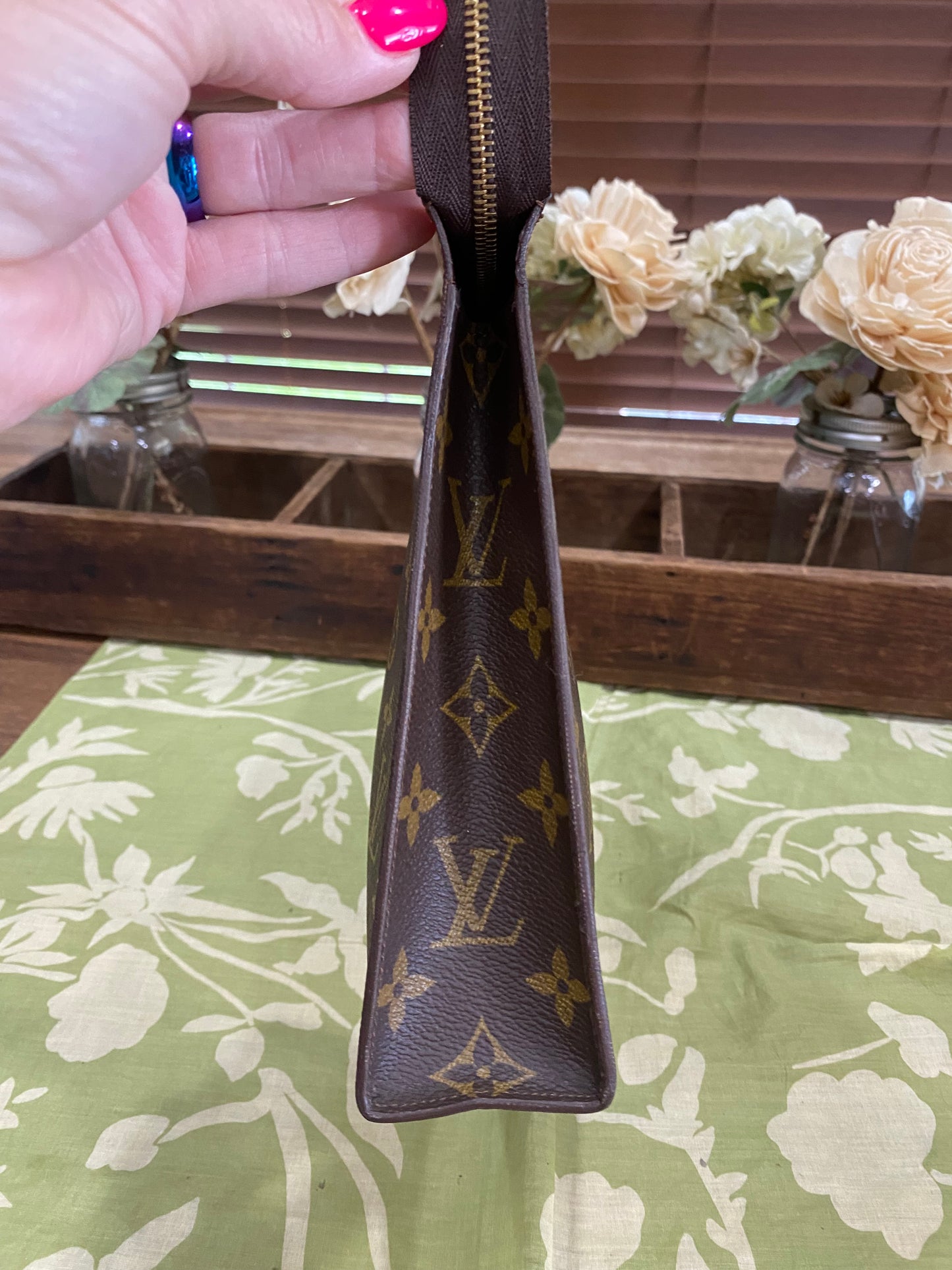 Vintage Toiletry 26