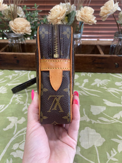 Vintage Marly Dragonne GM Wristlet Clutch
