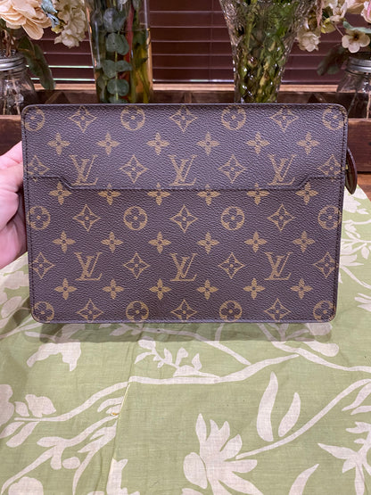 Homme Clutch