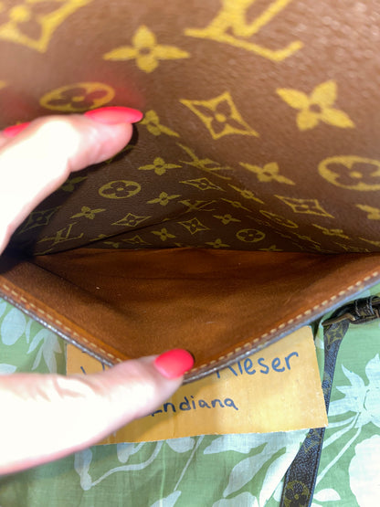 Vintage Marceau GM Messenger Bag