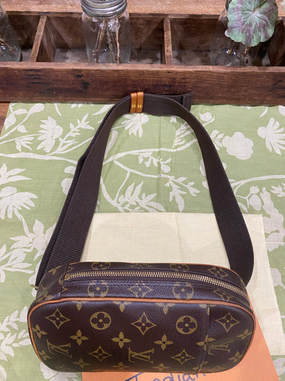 Gange Pochette