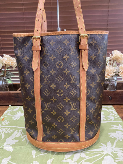 Bucket Bag GM