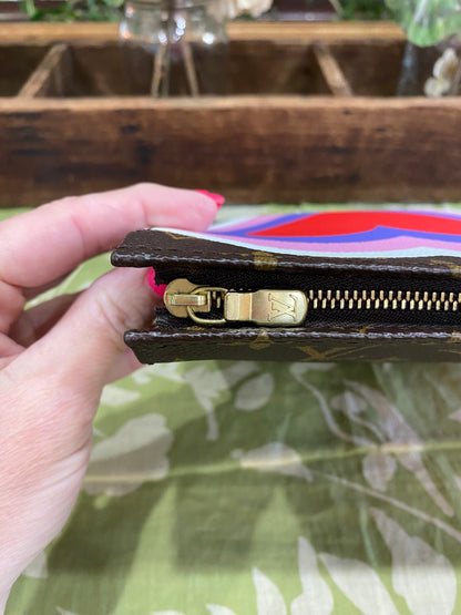 Limited Edition Game On Toiletry 26