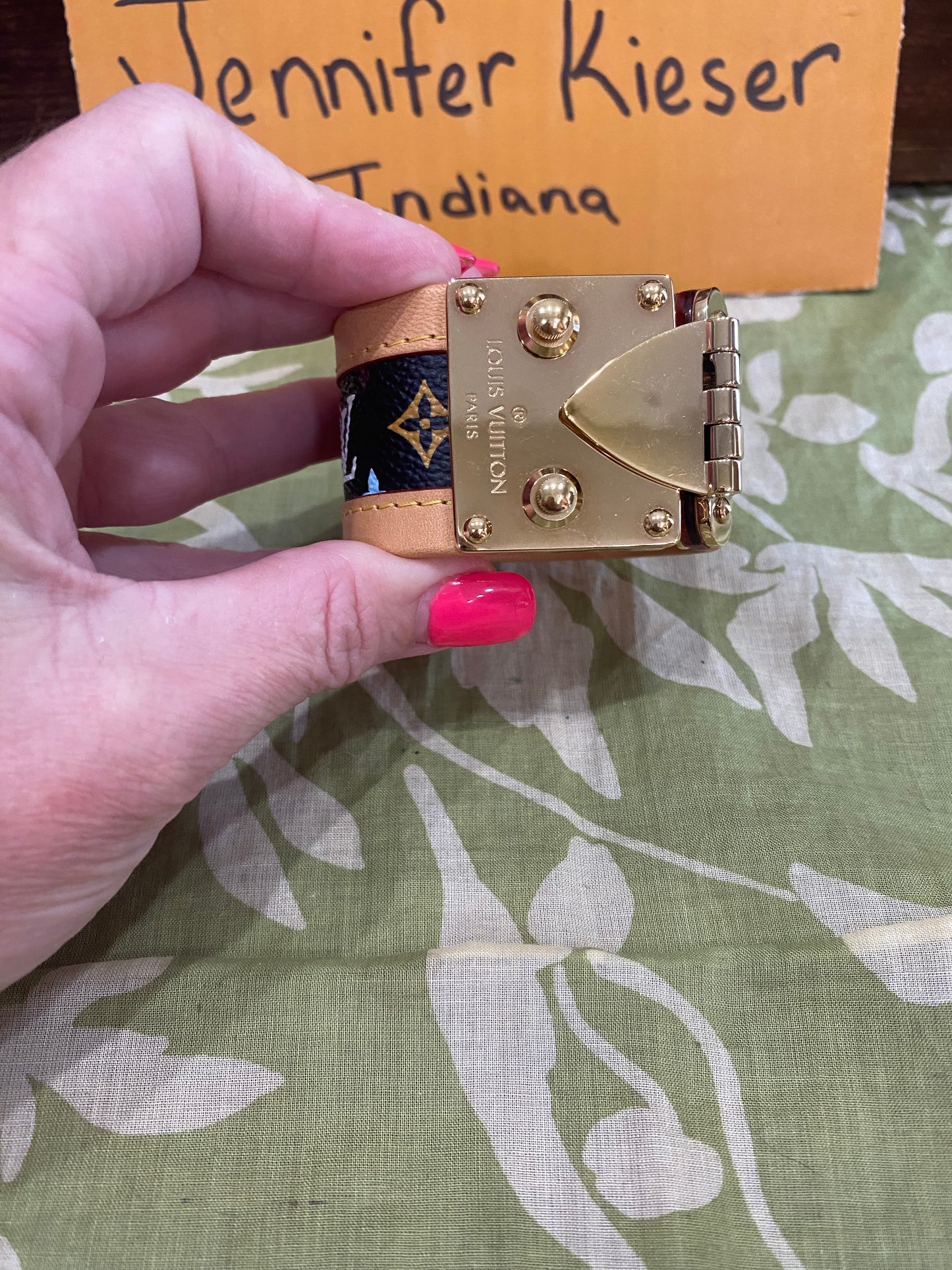 S Lock Cuff Bracelet in Black Multicolor