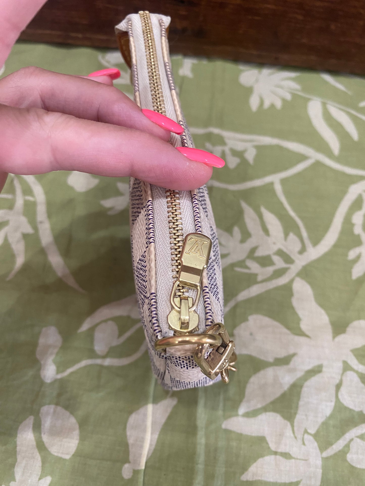 Mini Pochette Accessoires