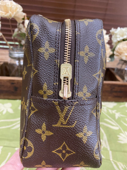 Vintage Trousse 28