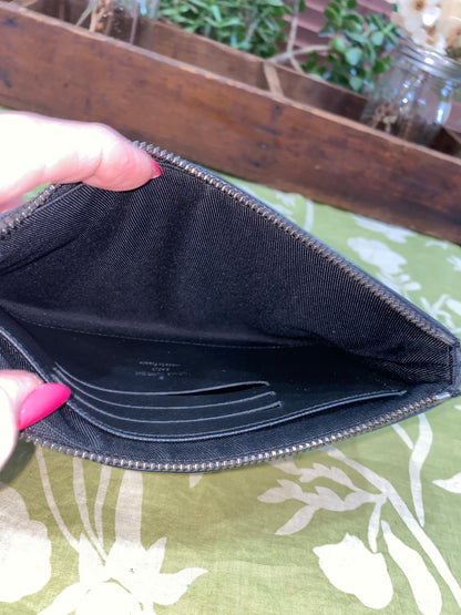 Discovery Pochette in Eclipse