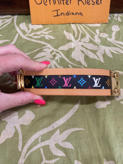 S Lock Cuff Bracelet in Black Multicolor