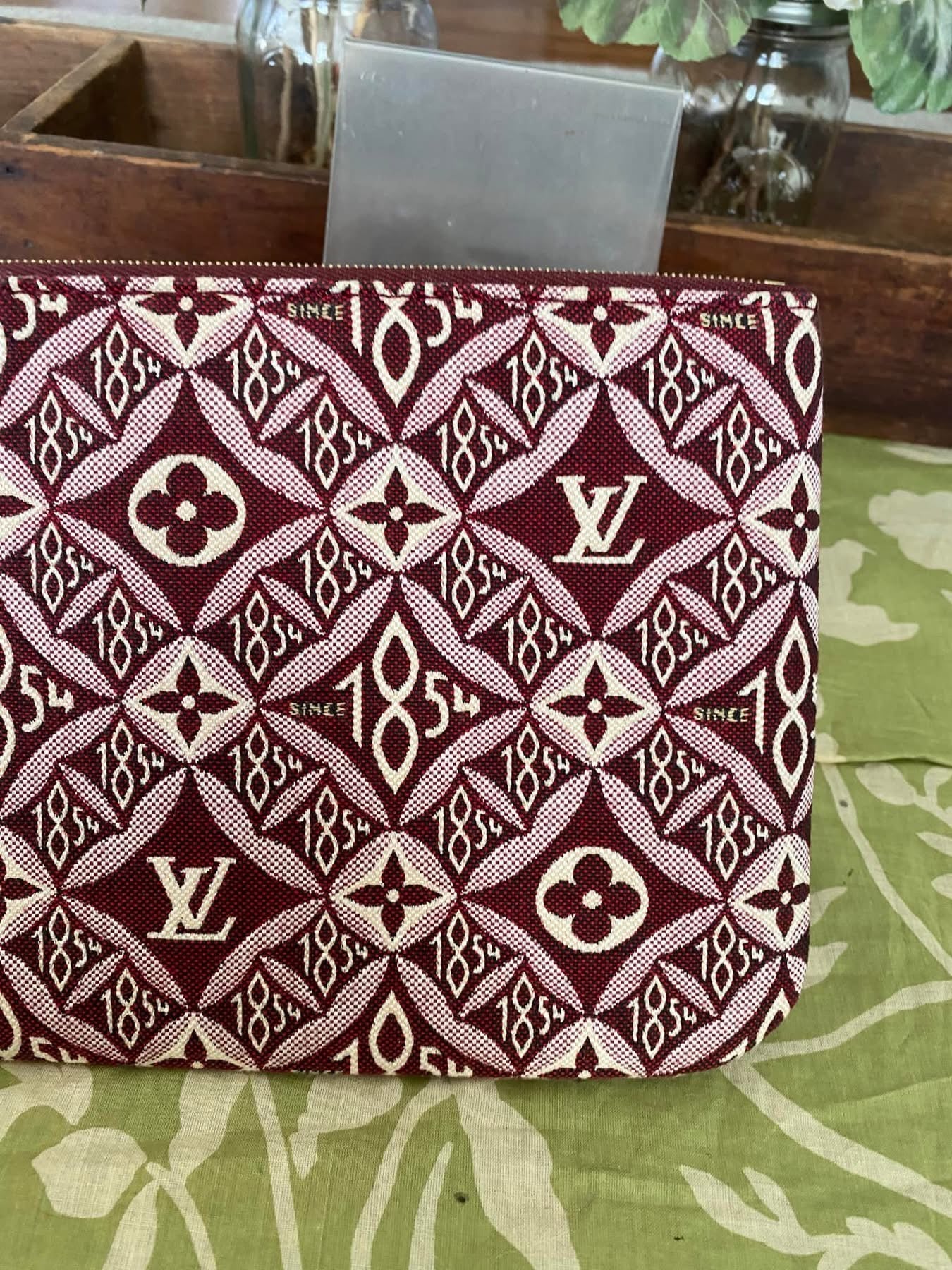 Neverfull Pouch