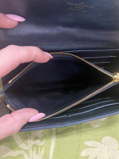 New Wave Calf Leather Long Wallet Wristlet (Noir)