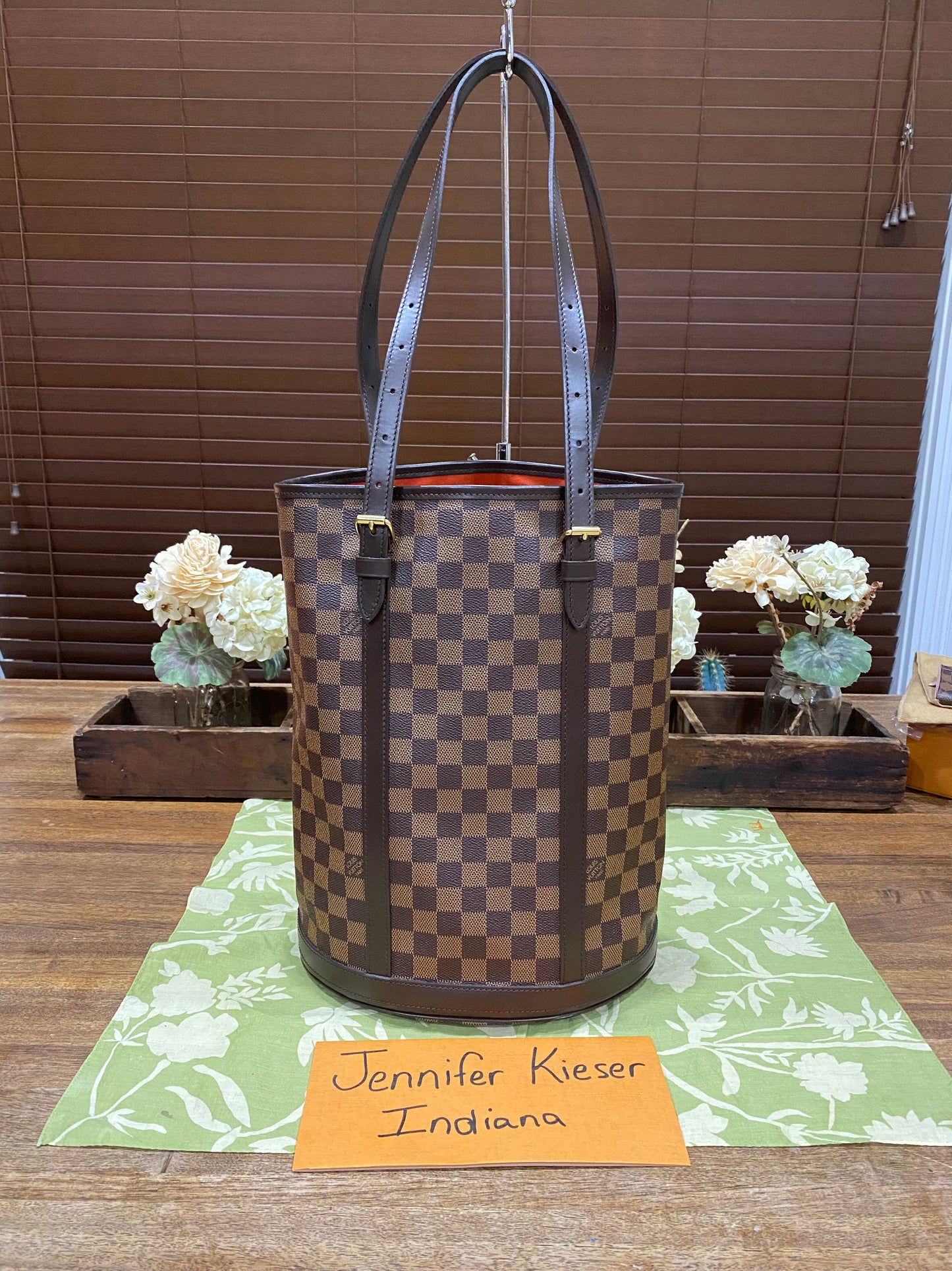 Bucket Bag GM Damier Ebene