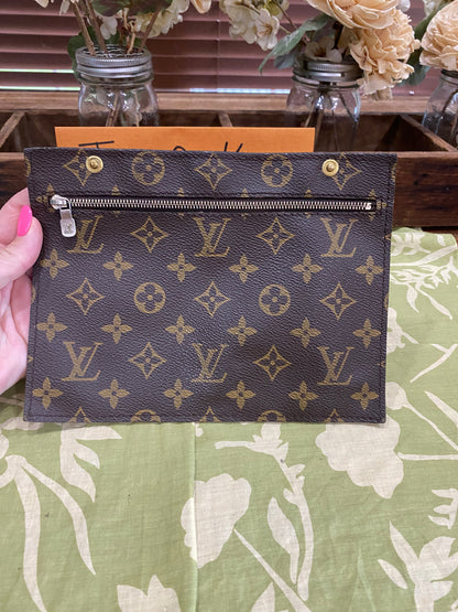Randonnee Pouch