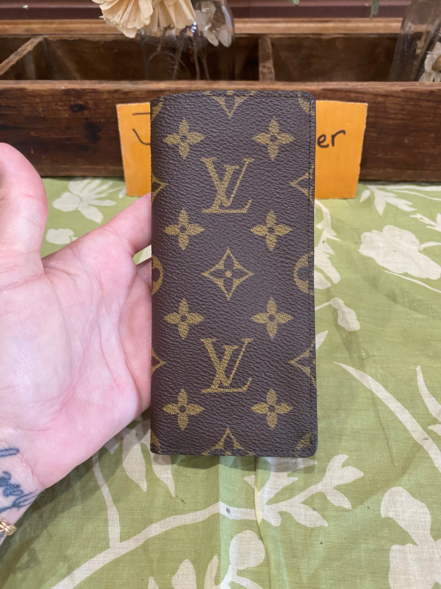 Vintage Simple Glasses Case