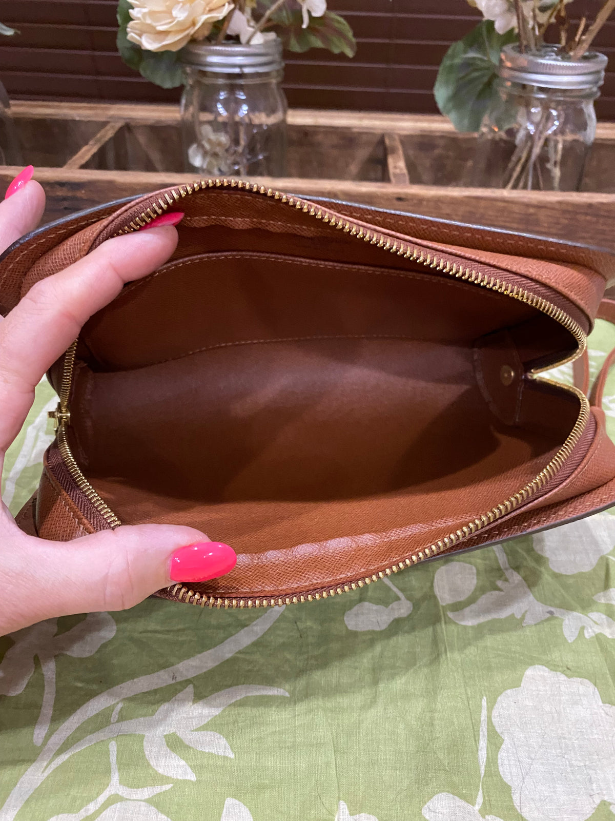 Orsay Clutch
