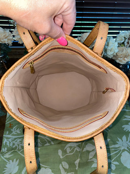 Bucket Bag GM