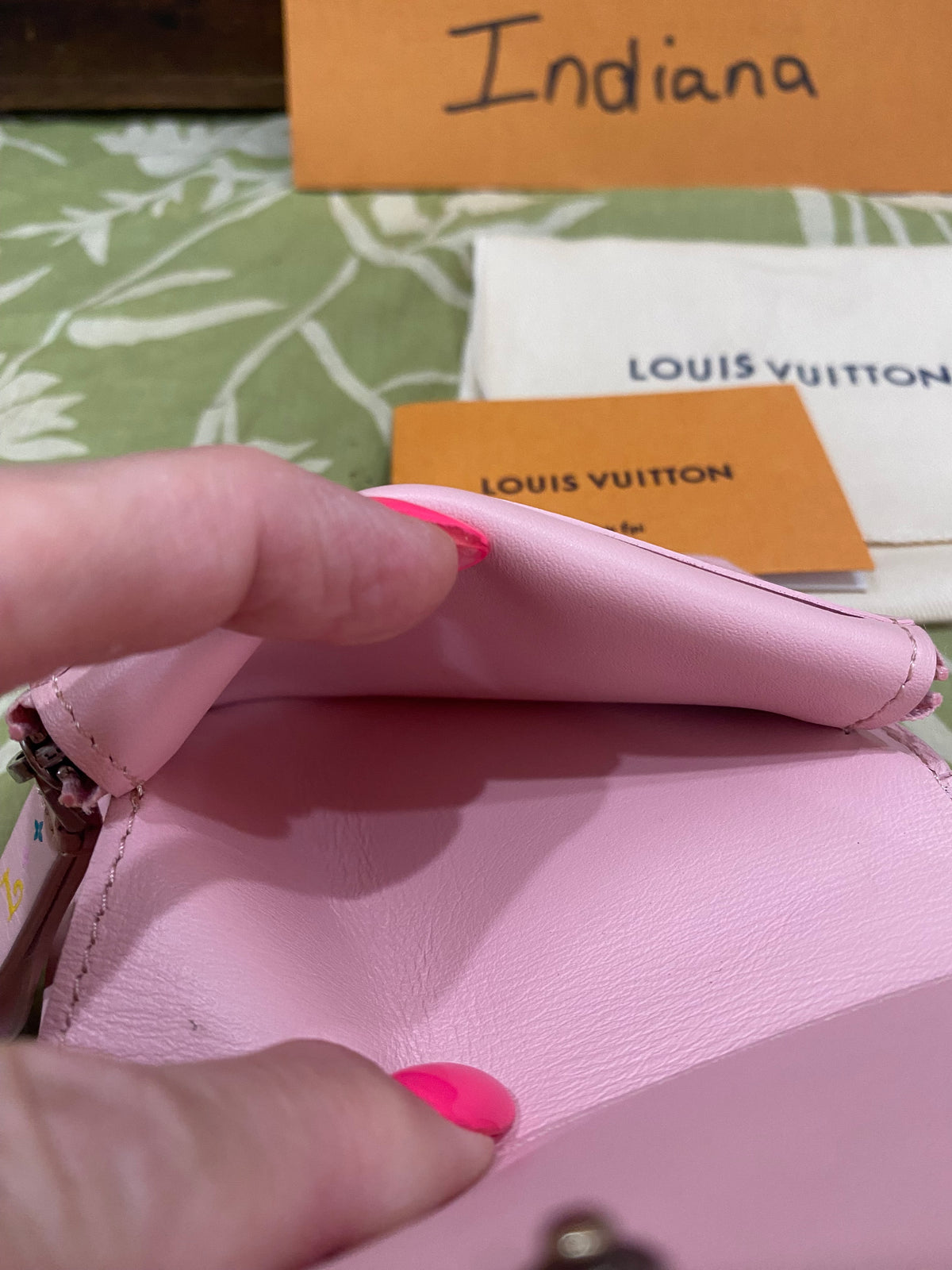 New Wave Calf Leather Compact Wallet in Rose Ballerine