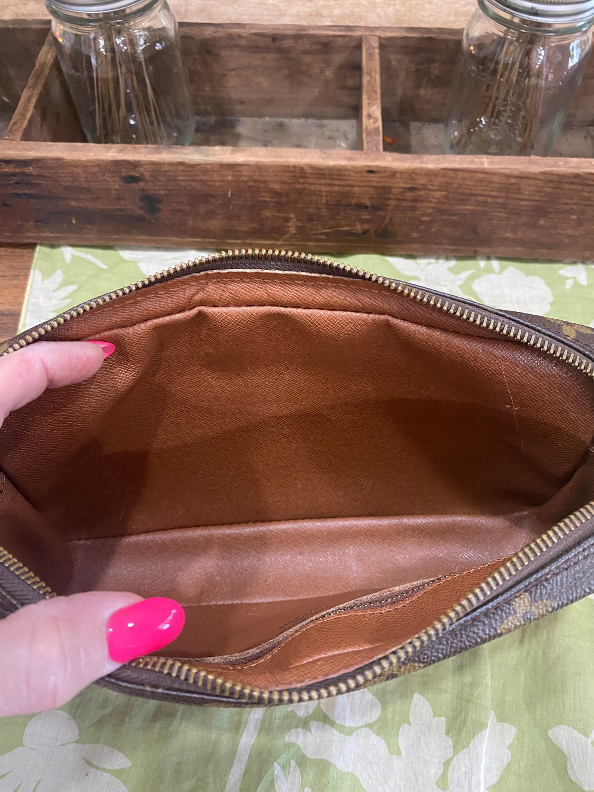 Vintage Marly Dragonne GM Wristlet Clutch