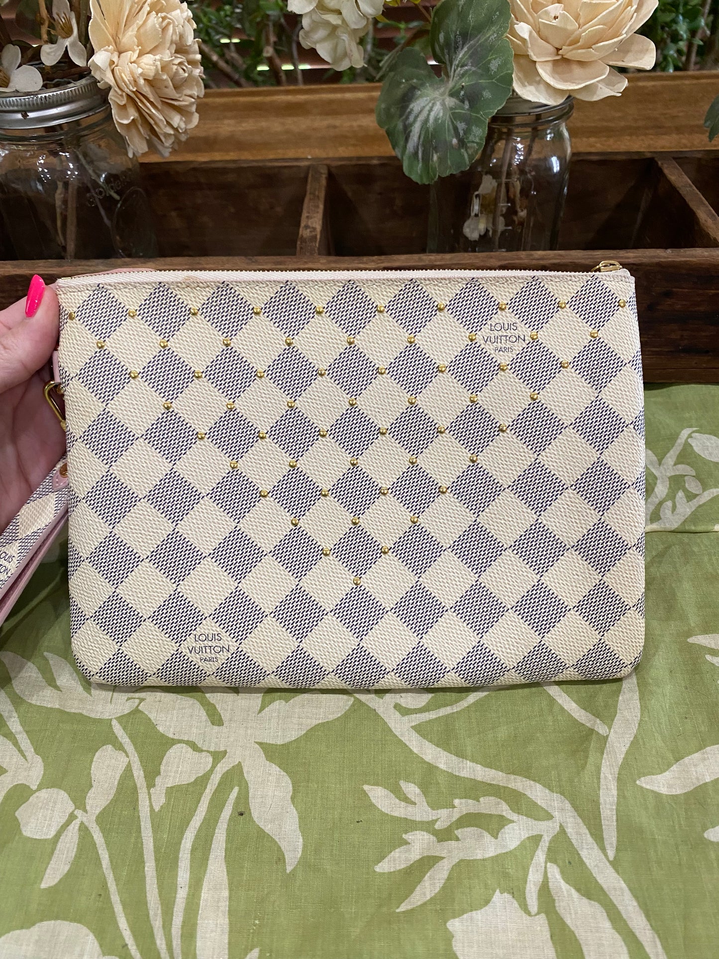 City Pouch- studded DA print with removable wristlet strap